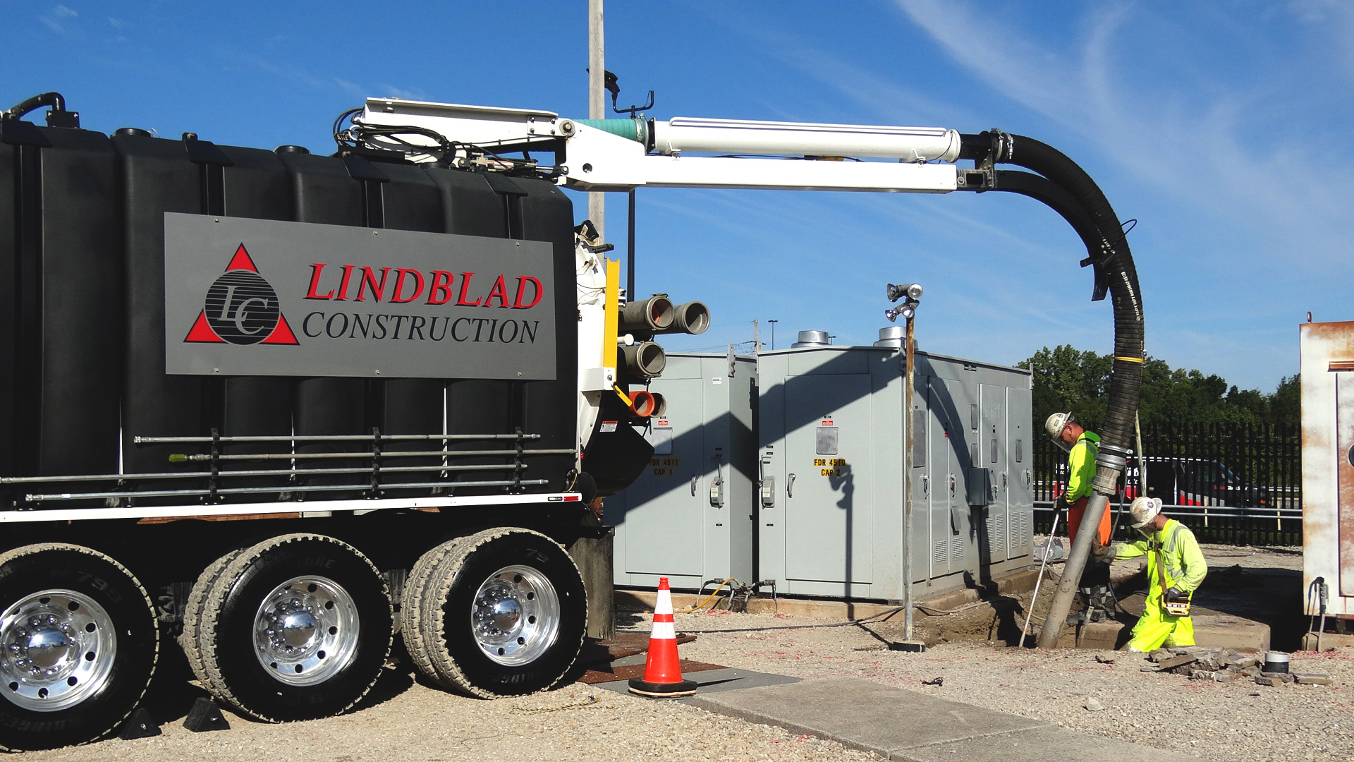 Lindblad Construction Vac Truck with Workers